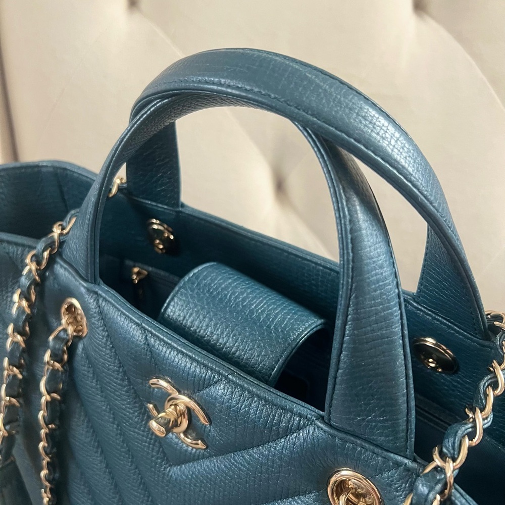 Chanel Blue Quilted Caviar Tote Bag - Picture 10 of 11